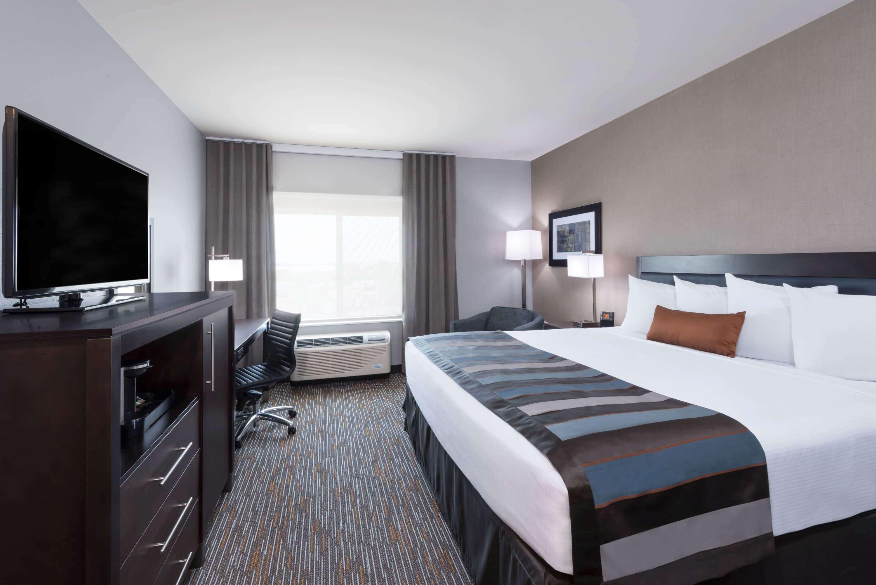 Wingate By Wyndham Sidney Hotel Exterior foto