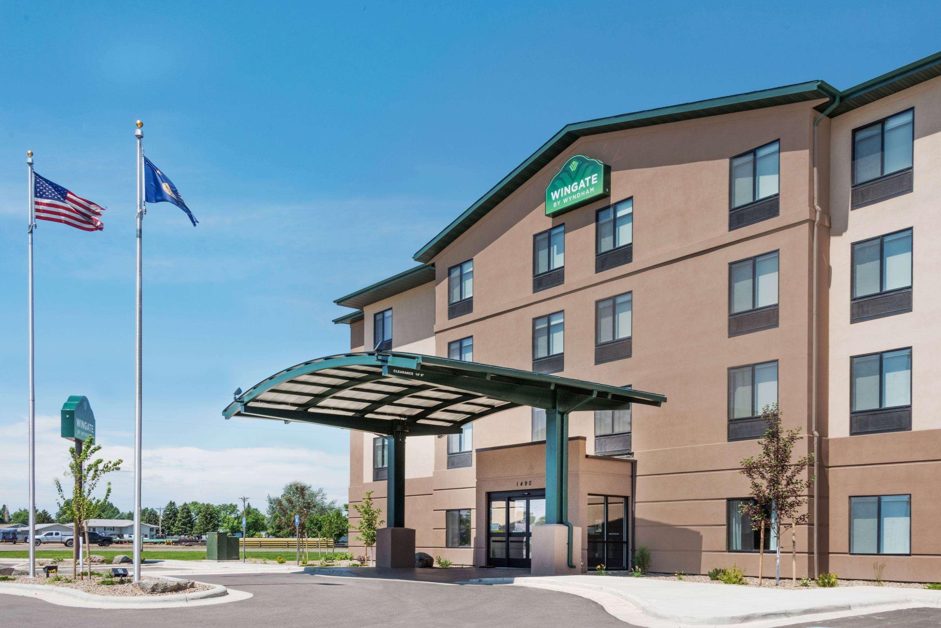 Wingate By Wyndham Sidney Hotel Exterior foto